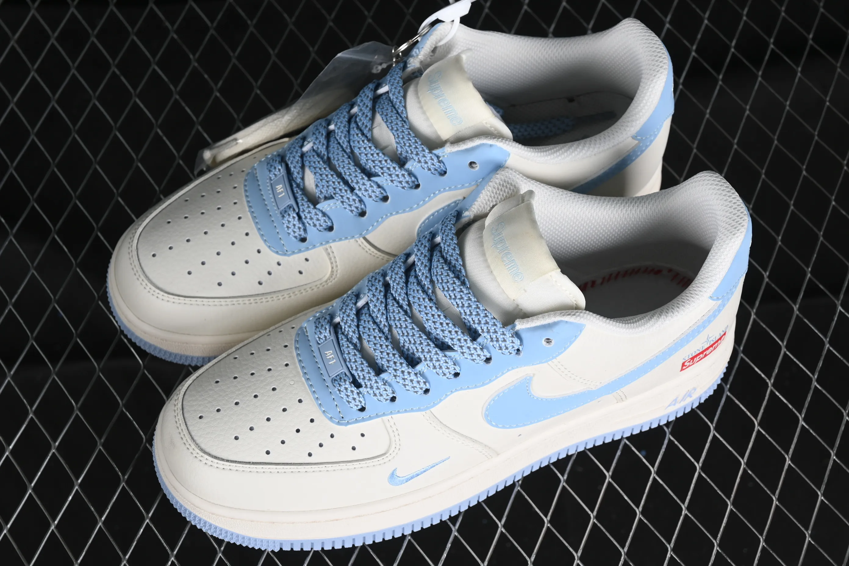 All categories Nk SB Dunk series Nk SB Dunk Low low-top sneakers Nk Air Force 1'07 Low Supreme Stone Island joint-sky blue Air Force 1 low-top casual sneakers BB9599-205